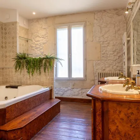 Laurens Maison Spacieuse Avec Piscine
