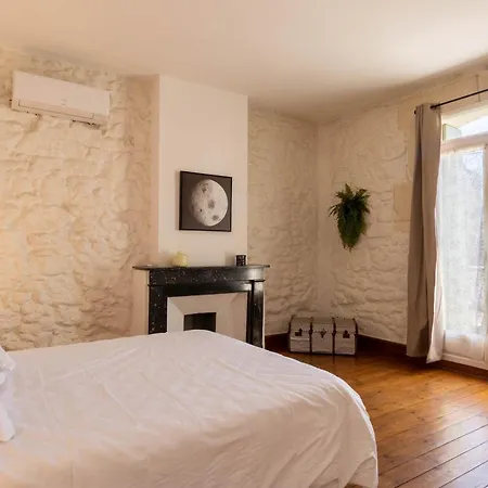 Laurens Maison Spacieuse Avec Piscine 아그