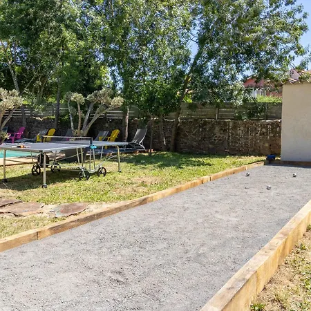 Laurens Maison Spacieuse Avec Piscine 아그